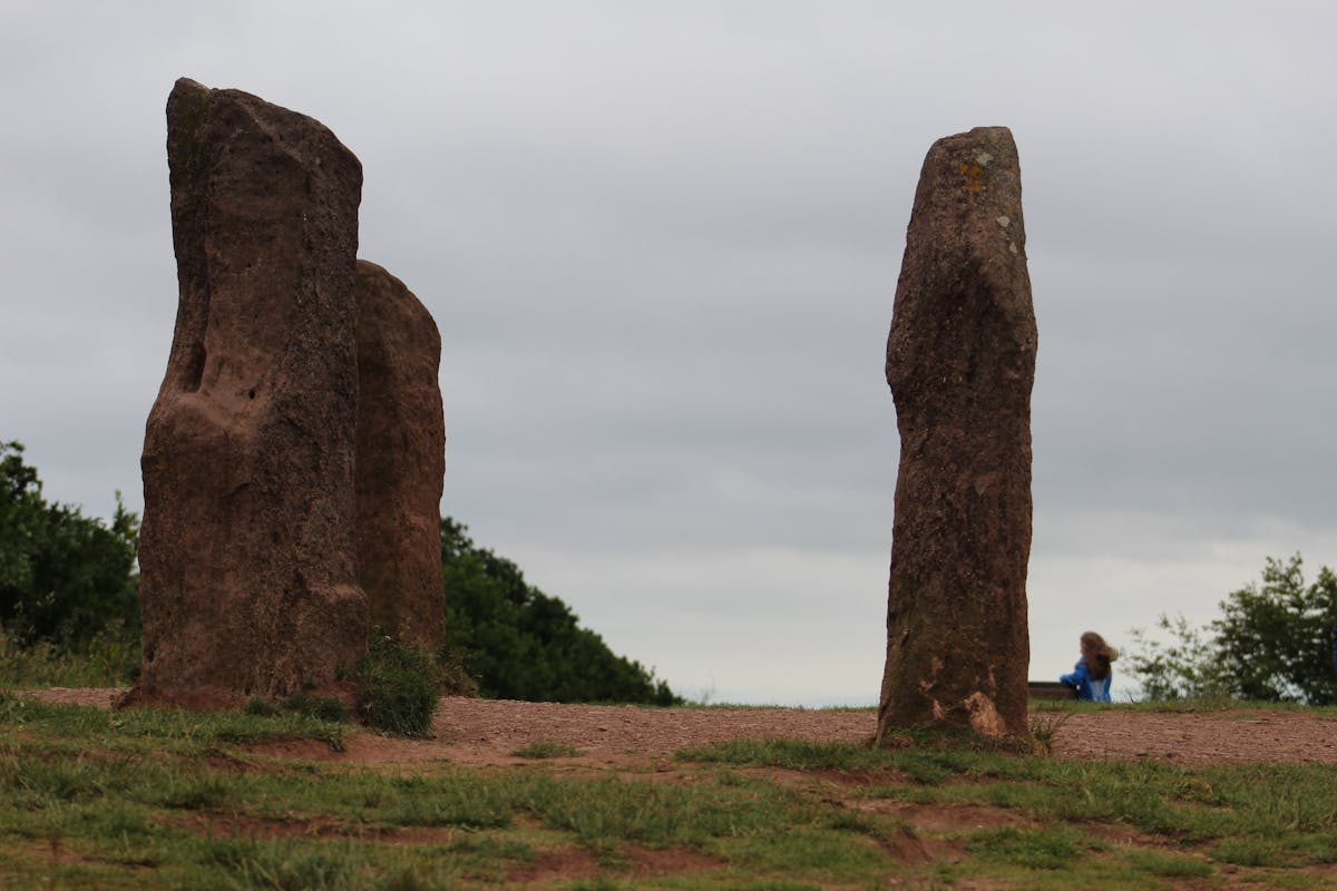 Essa IA Cria um Podcast Completo por Você. Sem Microfone, Sem Edição.
