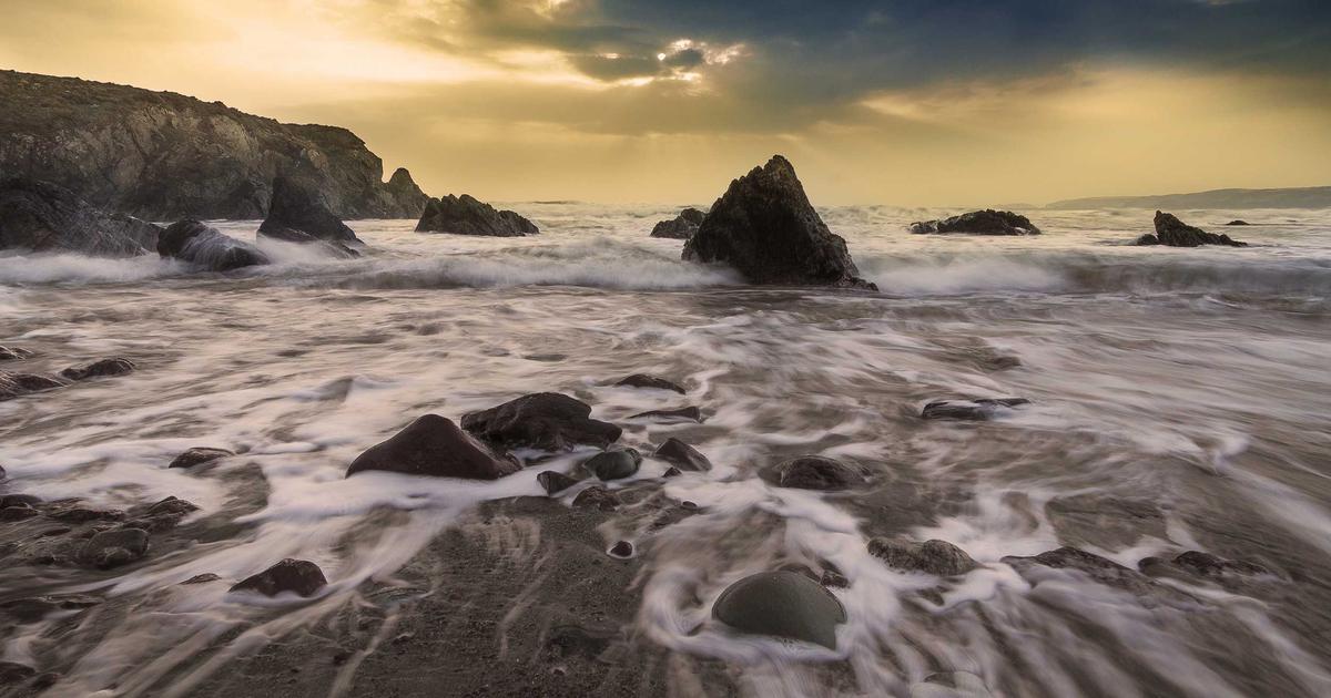 Os 5 Canais do YouTube que Mais Cresceram com IA (e o que Fazem Diferente)
